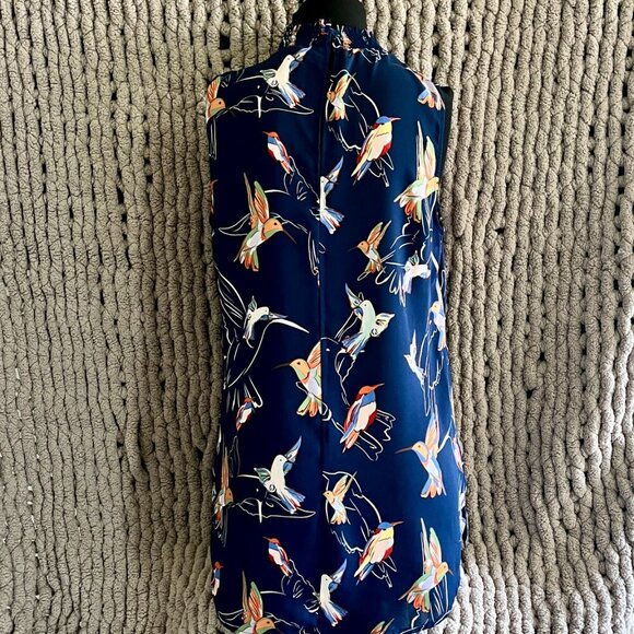 Navy Hummingbird Print Sleeveless Blouse Size M - Picture 10 of 11